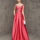 Robe de soirée du Pronovias rouge