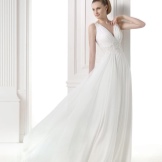 Esküvői ruha a FASHION gyűjteményből a Pronovias Birodalomtól