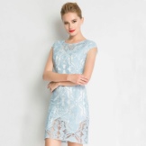 Copie d'une robe de soirée de créateur en provenance de Chine
