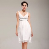 Robe de style Empire pour une figure de type rectangle