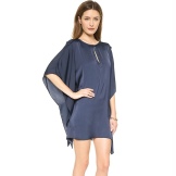Robe courte chauve-souris en soie grise