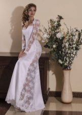 Robe de mariée de Viktoria Karandasheva avec des empiècements en dentelle