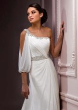 Robe de mariée de style Empire avec un corsage symétrique