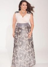 Robe de soirée pour le plein avec un grand motif