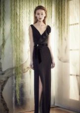 Robe de soirée noire fendue par Jenny Packham