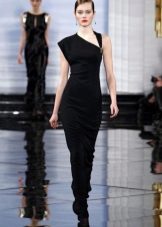 Robe de soirée asymétrique
