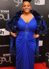 Robe de soirée élégante grande taille avec un manteau de fourrure