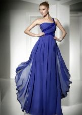 robe de soirée bleue drapée au sol