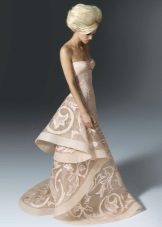 Vestido de renda bege
