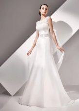 Esküvői ruha az Ámor kollekciótól közvetlenül a Cupid Bridal-tól