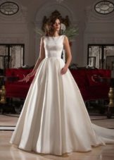 Robe de mariée de la collection Crystal Design 2015 avec dentelle