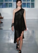 Robe de soirée asymétrique noire