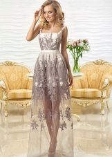 Robe de soirée de mouche Oksana avec dentelle