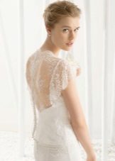 Robe de mariée avec dentelle au dos