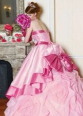 Robe de mariée rose luxuriante