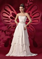 Esküvői ruha aszimmetrikus szoknyával a To Be Bride 2012-től