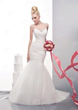 Esküvői ruha a To Be Bride 2013 hableányból