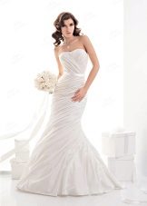 Esküvői ruha a To Be Bride 2013-tól drapériával