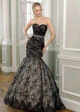 Robe de mariée sirène noire et blanche
