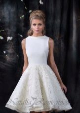 Robe de mariée de la collection EUROPE COLLECTION courte