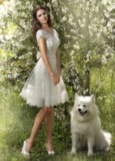 Magnifique robe de mariée courte avec manches