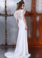 Robe de mariée élégante sans dossier avec train