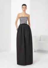 Robe de soirée blanche et noire de Rosa Clara