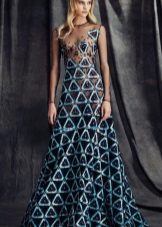 Robe de soirée avec un corsage translucide