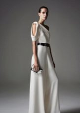 Robe de soirée en soie asymétrique
