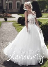 Esküvői ruha átlátszó fűzővel Slanowski-tól
