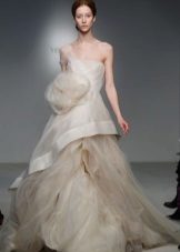 Vera Wong esküvői ruha a 2012-es gyűjteményből
