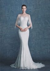 Robe de mariée à manches blanche