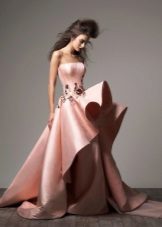 Robe de soirée asymétrique au sol magnifique