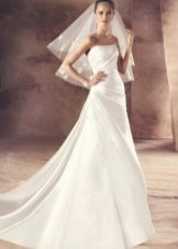 Robe de mariée par Avenue Diagonal a-silhouette