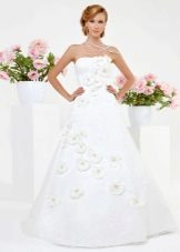 Robe de mariée de la collection Simple White de Kookla a-silhouette