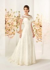 Robe de mariée crème de la marque poupée