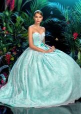 Robe de mariée bleue de la marque poupée