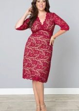 Robe pourpre pour une fille à part entière