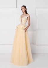 Robe en mousseline A-line beige