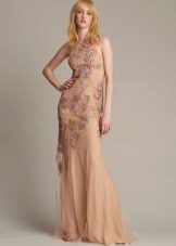 Robe en mousseline avec broderie
