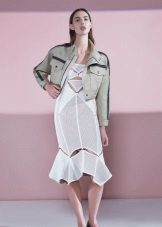 Veste courte pour robe de soirée midi