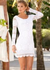 Robe blanche tricotée