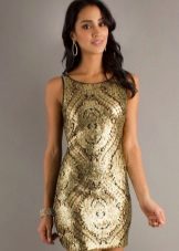 Robe en or avec du noir