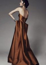 Robe marron orange