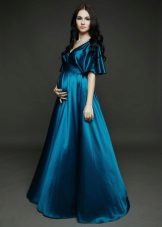 Robe élégante bleue pour femme enceinte
