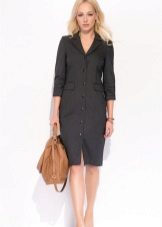 Chemise de ville droite grise pour le travail de bureau