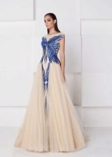 Robe bicolore imprimée au sol