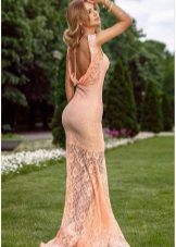 Robe en dentelle de pêche