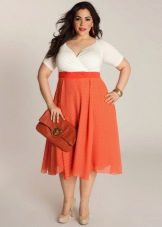 Robe longue avec taille haute - haut blanc et bas orange