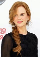 Tresse de cheveux pour habiller dans un style d'affaires